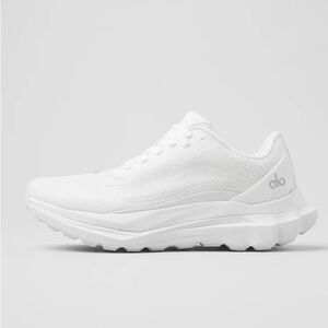 ALO Yoga Runner Athletic Shoes Unisex 7.5M/9W